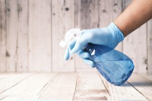 Read more about the article The Ultimate Guide to Green Cleaners: Making Your Home Eco-Friendly 2024